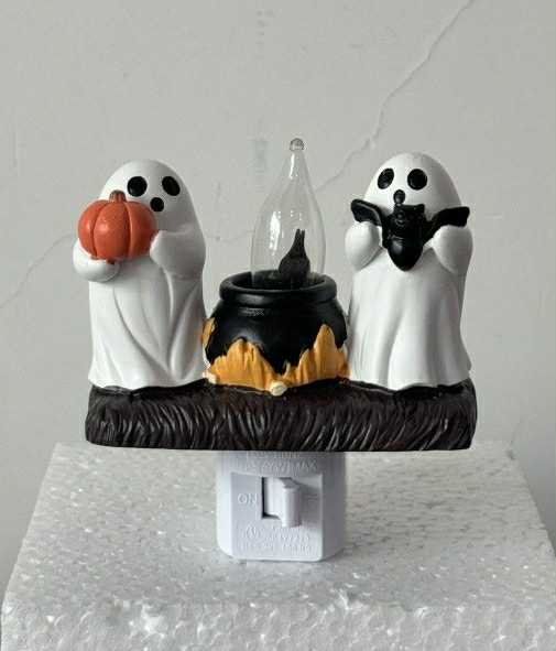Casper’s Campfire Nightlight